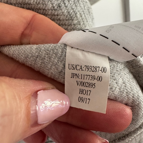 Banana Republic Light Gray Women's Open Front Cardigan with pockets, Small - Picture 5 of 9